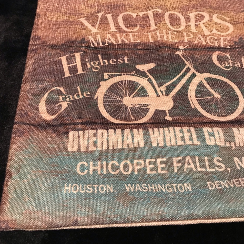 Linkwell Bicycle Wheel Pillow Pillowcase NWOT
Overman Bike Antique Vintage - Picture 9 of 12